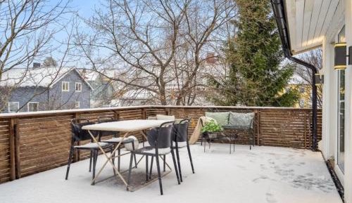 Two-Bedroom Apartment with Terrace
