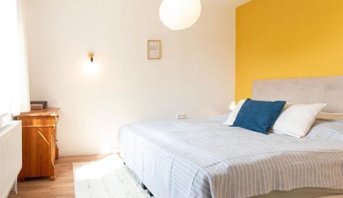 Apartment with Bathroom