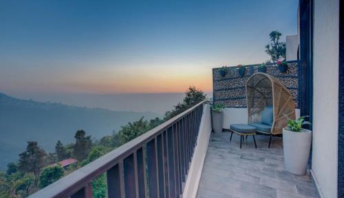 King Room with Mountain View