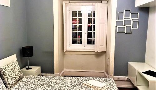 Standard Double Room with Shared Bathroom