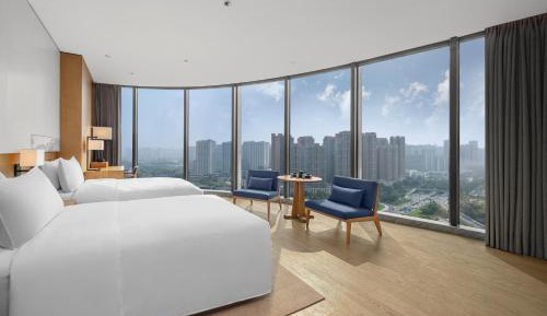 Room #1243605612