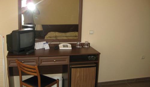 Double or Twin Room (2 Adults + 1 Child)