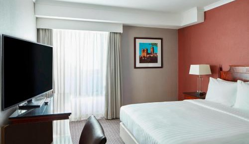 Deluxe King or Twin Room