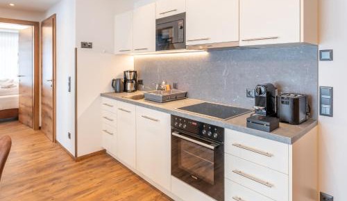 One-Bedroom Apartment with Balcony