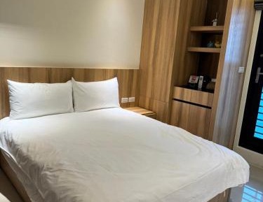 Deluxe Double Room with Bath