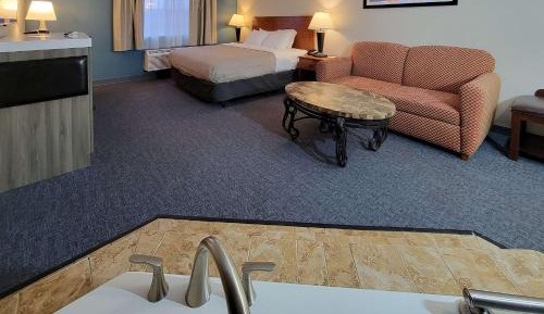 Superior King Suite - Non-Smoking