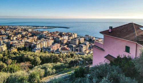 Two-Bedroom Apartment with Sea View