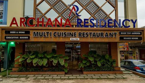 Deluxe Double Room (2 Adults + 1 Child)