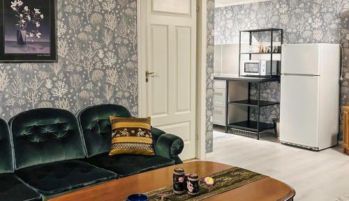 One-Bedroom Holiday Home