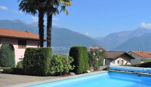 Apartment with Lake View