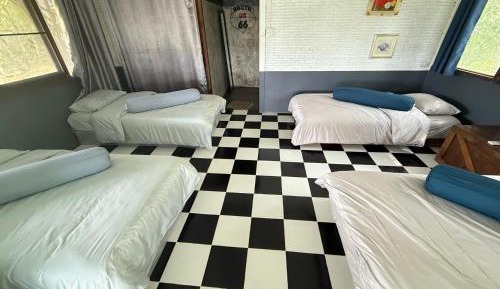 Classic Quadruple Room