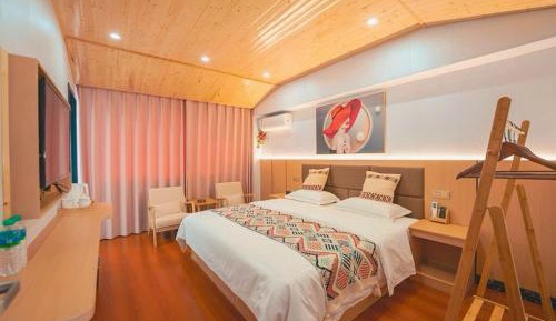 Superior King Room