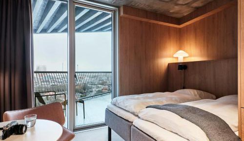 Comfort Studio with Queen Bed and Balcony