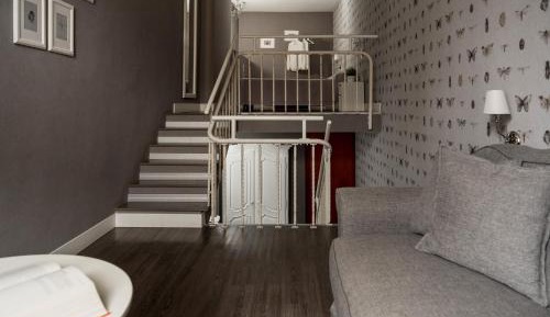 Loft - Split Level (2 Adults)