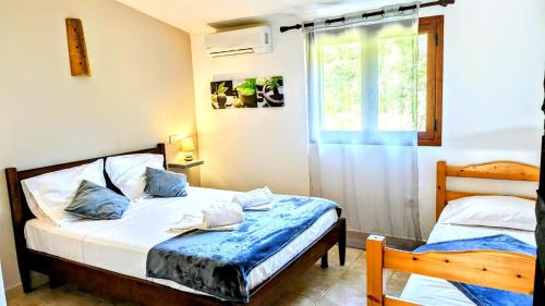 Triple Room with Private Bathroom