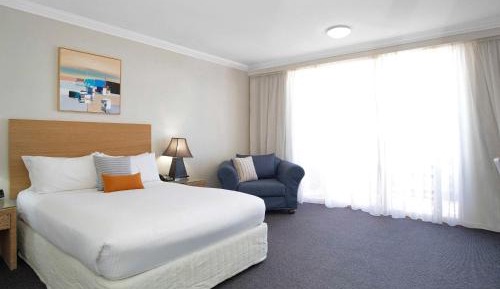 Standard Queen Room
