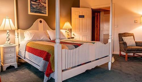 Queen Suite
