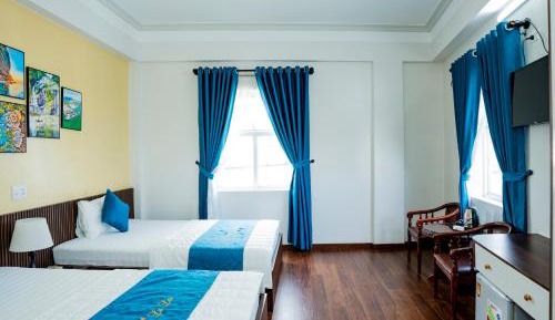 Large Twin Room