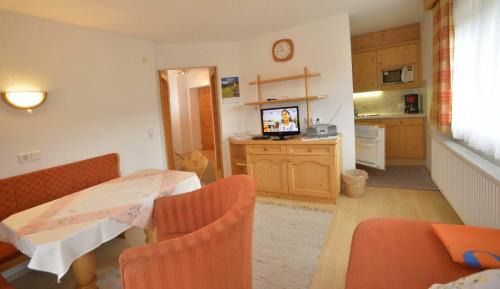 Room #130475605