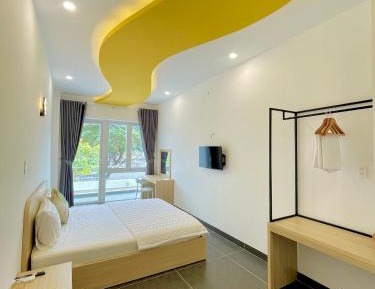King Room with Balcony