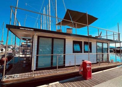 Queen Room with Sea View