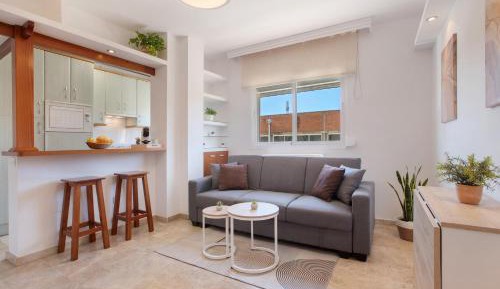 Superior One-Bedroom Apartment