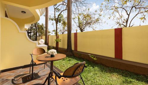 Deluxe Double Room - 15% discount on Food and Beverage