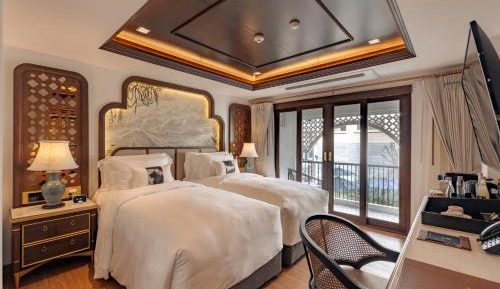 Twin Room with Balcony