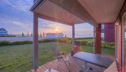 Apartment with Lake View