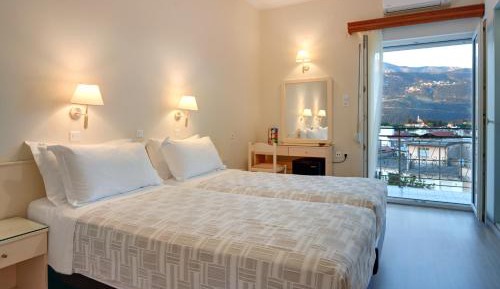 Double or Twin Room with Lake View