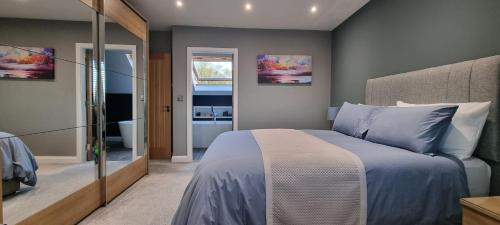 Deluxe Double Room with Bath