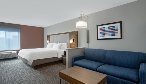 Standard King Room with Sofa Bed