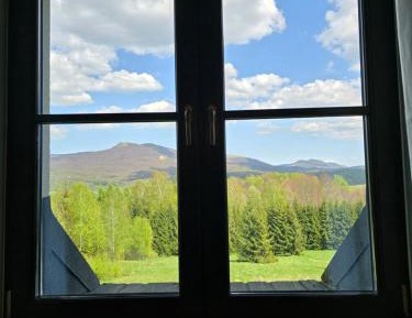 Twin Room with Mountain View