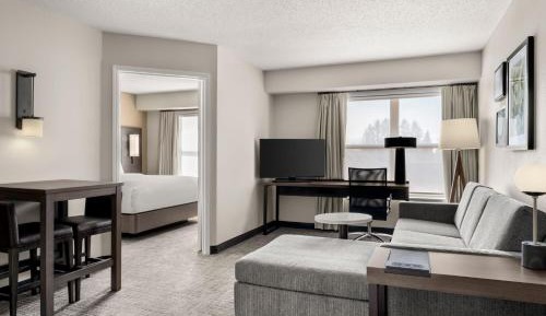 One-Bedroom Suite