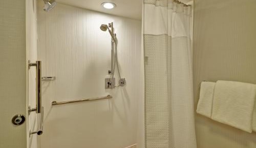 1 Bedroom Executive Suite, 1 King, Sofa beds: 2, Balcony