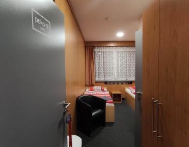 Twin Room with Private Bathroom