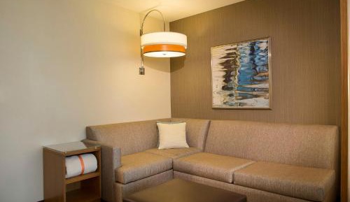 King Room with Sofa Bed - High Floor