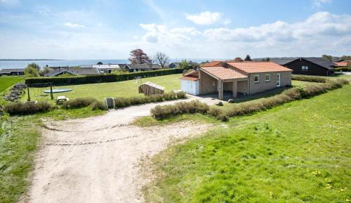 Four-Bedroom Holiday Home
