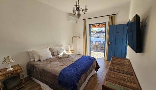 Queen Room with Balcony