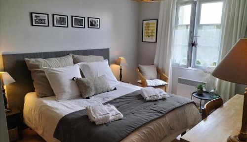 Standard Queen Room