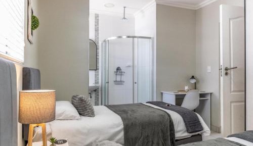 Two-Bedroom Deluxe Apartment