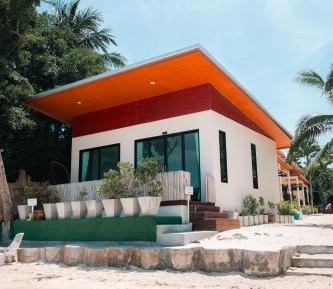 Villa - Beach Front