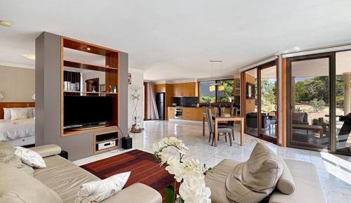 One-Bedroom Villa