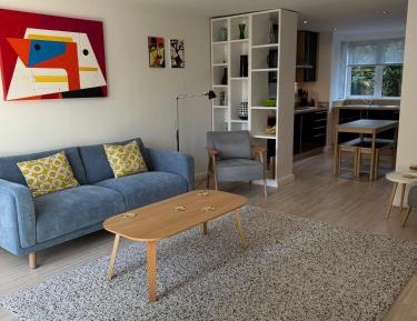 Apartment - Split Level