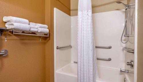 Studio with 2 Double Beds - Non-Smoking