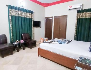 Deluxe Family Suite