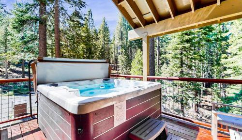 Four bedroom holiday home 