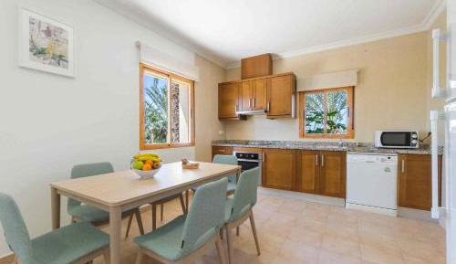 Two-Bedroom Apartment (4 Adults)