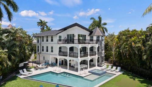 Six-Bedroom House