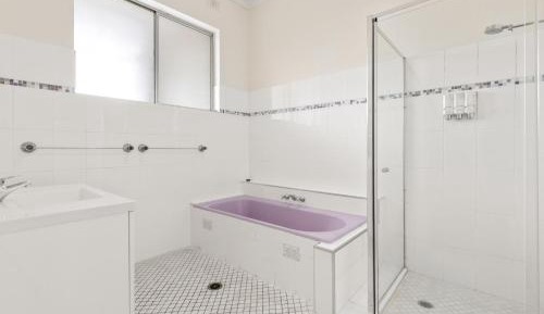 Self Contained Apartment with Separated bedroom - 5 Pax - Top View